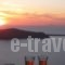 Merovigliosso_accommodation_in_Hotel_Cyclades Islands_Sandorini_Imerovigli