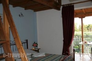 Sillelis Rooms_best deals_Room_Central Greece_Evia_Limni
