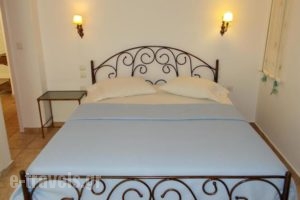 Skaloma Villas Thalassa_travel_packages_in_Central Greece_Fokida_Chiliadou