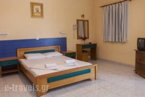 Stephanie Rooms 2_best deals_Room_Piraeus Islands - Trizonia_Agistri_Agistri Rest Areas