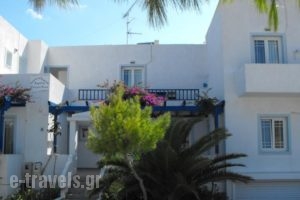 Anna Zisimos_travel_packages_in_Cyclades Islands_Milos_Milos Chora
