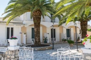 Mentikas Studios_lowest prices_in_Hotel_Ionian Islands_Zakinthos_Laganas