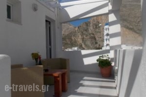 Sunrise Studios In Perissa_travel_packages_in_Cyclades Islands_Sandorini_Perissa