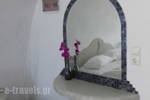 Sofi Rooms_lowest prices_in_Room_Cyclades Islands_Sandorini_Fira