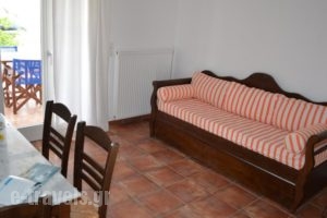 Maryianni Apartments_travel_packages_in_Piraeus Islands - Trizonia_Kithira_Kithira Chora