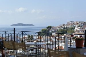 Pension Margarita_travel_packages_in_Sporades Islands_Skiathos_Skiathoshora