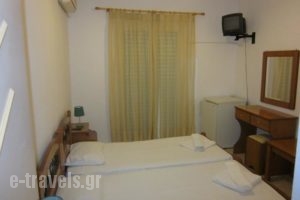 Hotel Australia_best prices_in_Hotel_Sporades Islands_Skiathos_Skiathos Chora