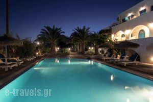Petra Nera_travel_packages_in_Cyclades Islands_Sandorini_Sandorini Chora