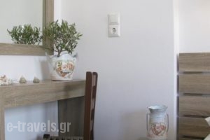 Christina Hotel_best prices_in_Hotel_Cyclades Islands_Paros_Naousa