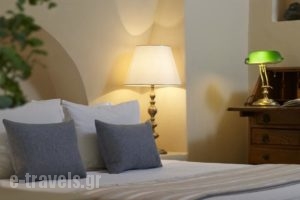 Zannos Melathron_travel_packages_in_Cyclades Islands_Sandorini_Fira