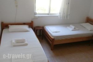 Manos Apartments_travel_packages_in_Crete_Chania_Almyrida