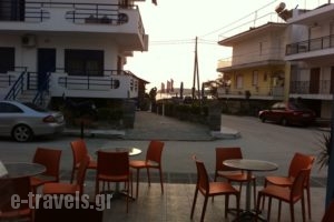 The Blue_accommodation_in_Apartment_Macedonia_Kavala_Nea Peramos